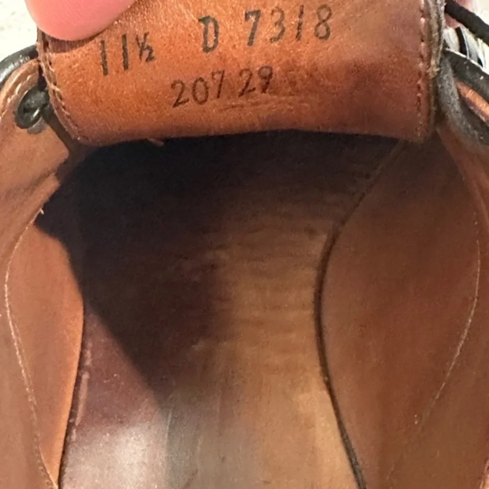 Allen‎ Edmonds - Picture 6 of 7